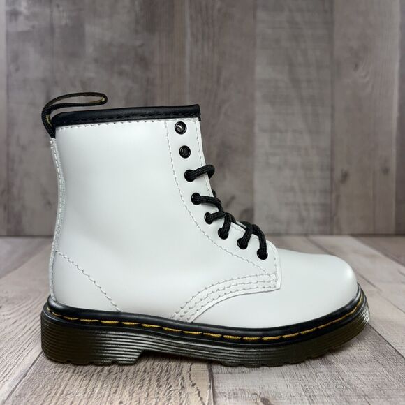 Dr. Martens Doc's DM's 1460 Size 8 Toddler Patent Leather Combat Boots White - Picture 8 of 12